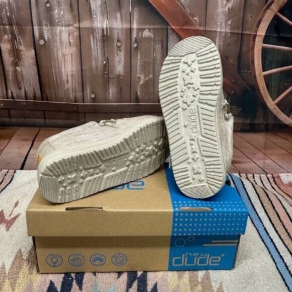 Youth HEY DUDE Wally Youth Basic Beige Shoes sz 6 Youth NIB/NWT - Picture 5 of 7